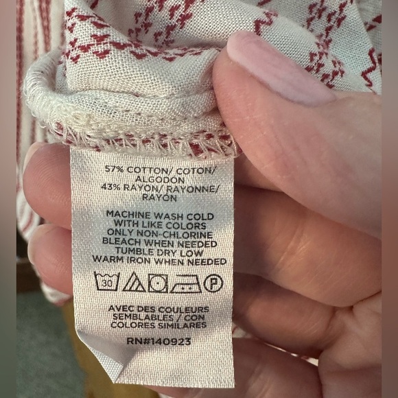 Loft NWT Red & White Striped Blouse Size Large Long Sleeve - Picture 4 of 6